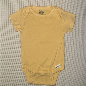 Gerber Soft Yellow Bodysuit